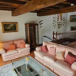 Chateau De Pys Feriehus Latrape