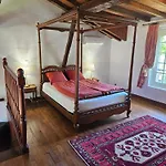 Chateau De Pys Latrape