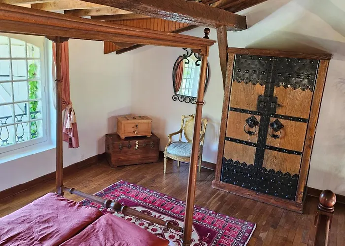 Chateau De Pys Latrape