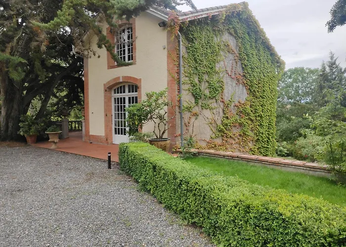 بيت للعطل Chateau De Pys *